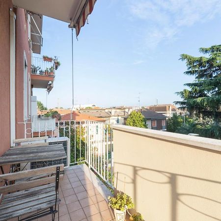 Precotto Comfortable Flat With Balcony Apartment Milano Exterior foto