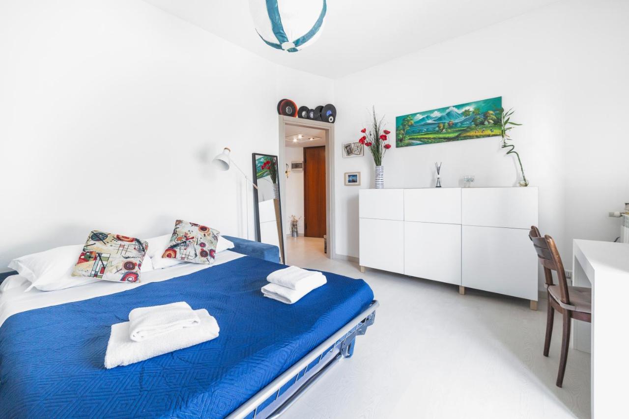 Precotto Comfortable Flat With Balcony Apartment Milano Exterior foto